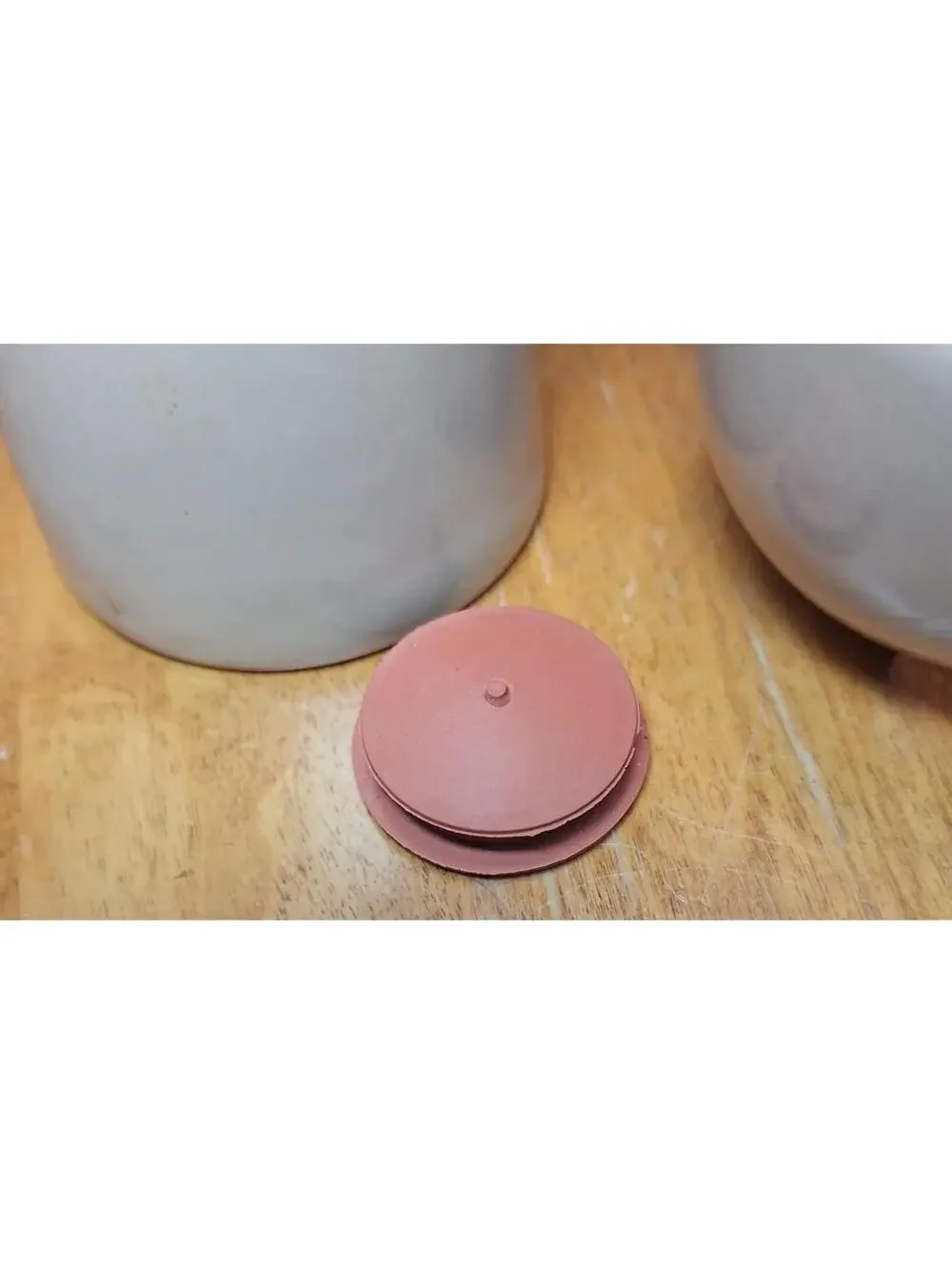 MCM Mushroom Shaped Round Toothbrush Holder and Rinse Cup Brown Rubber Stopper